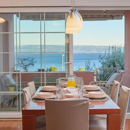 Apartment Fuer 6 Personen Ca- 120 M² In Split- Dalmatien - Gespanschaft Split-Dalmatie By Interhome 아파트