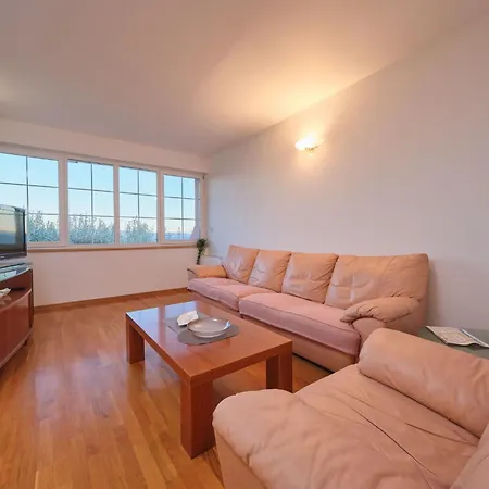 Fuer 6 Personen Ca- 120 M² In Split- Dalmatien - Gespanschaft Split-dalmatie By Interhome Apartment *