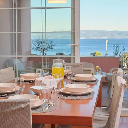 Fuer 6 Personen Ca- 120 M² In Split- Dalmatien - Gespanschaft Split-dalmatie By Interhome Apartment *