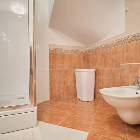 Apartment Fuer 6 Personen Ca- 120 M² In Split- Dalmatien - Gespanschaft Split-Dalmatie By Interhome Apartment Split